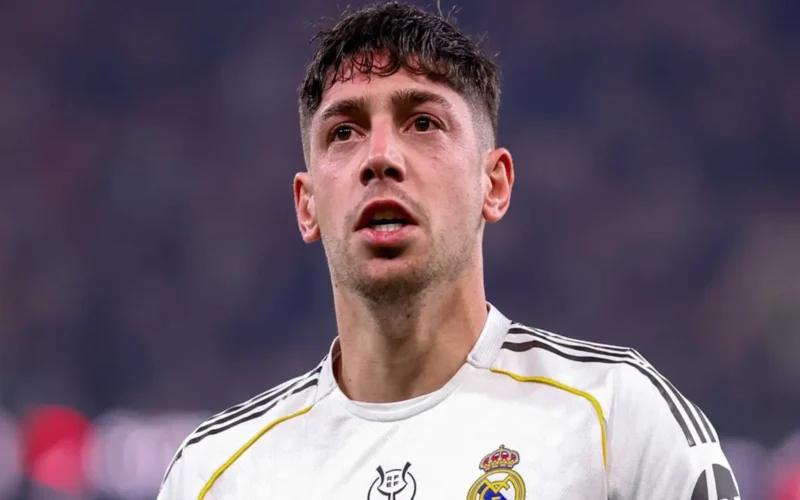 صافرة النهائي.. رسالة فالفيردي لجماهير برشلونة بعد التأهل للسوبر الإسباني